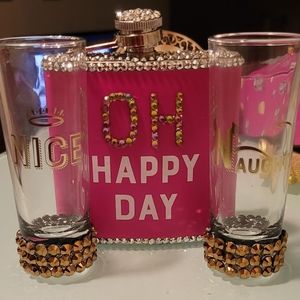 Flask 6oz wt 2 shot glasses